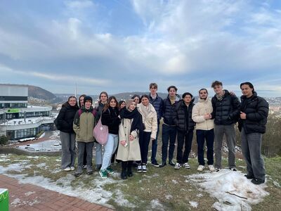 Schülergruppe beim "Uni-live"-Tag