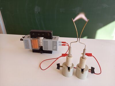 Lichtbogen am Hochspannungstransformator